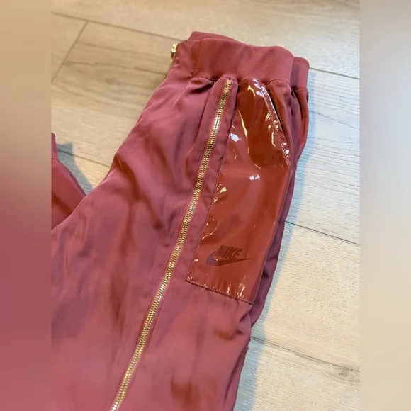 🌶️ Nike SPORTSWEAR ICON CLASH WOVEN PANTS. Size Medium - Picture 5 of 6